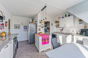 Photo 16- click for photo gallery